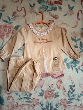 Christmas teddy bear set from Emi Claire smocks